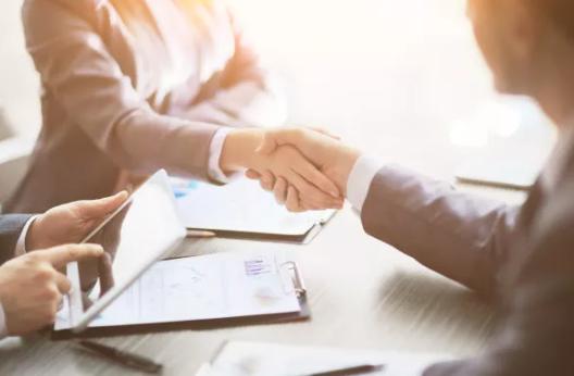 办公室氛围怎么解决,怎样改善办公室气氛