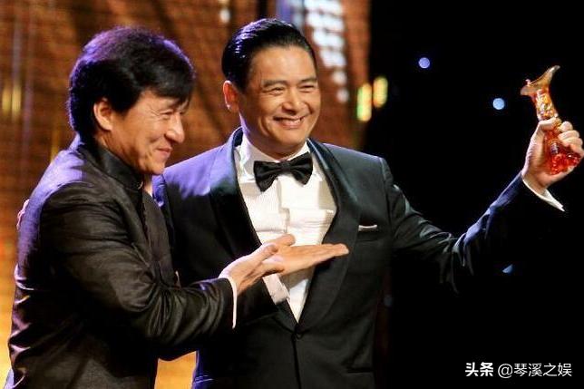 成龙被曝拍卖豪宅原因,成龙出手阔绰花3.8亿购豪华飞机