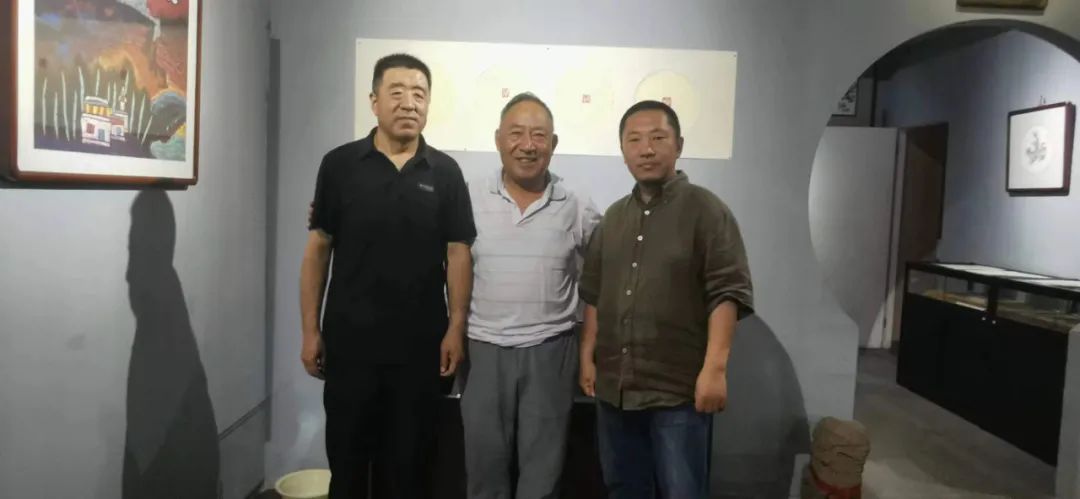 刀情墨趣浓画意诗情厚——安多民“刀情墨趣”艺术展成功举办