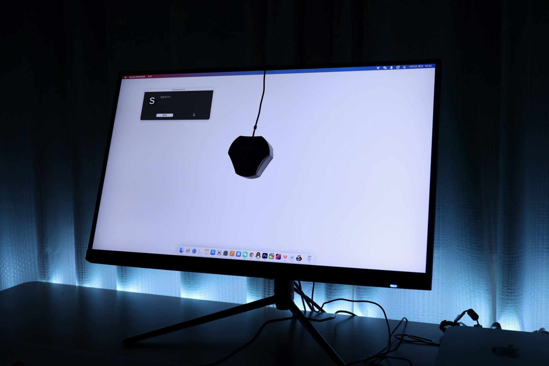 显示器偏色专业校色仪了解一下,显示器颜色过鲜艳可以校色吗