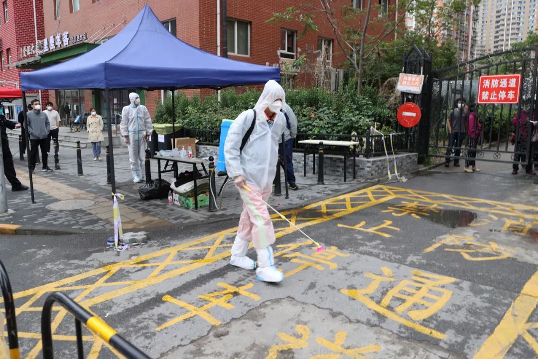 温馨服务不缺位24小时守护温暖,管控区的暖心服务