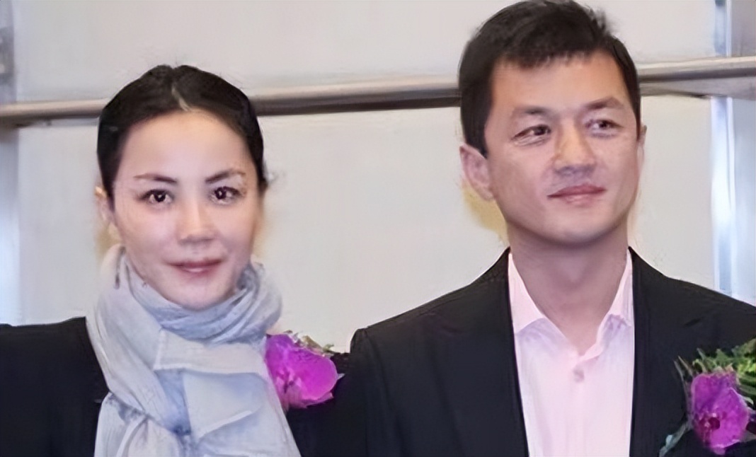 王菲和谢霆锋张柏芝的情史,李亚鹏与王菲现在的情史