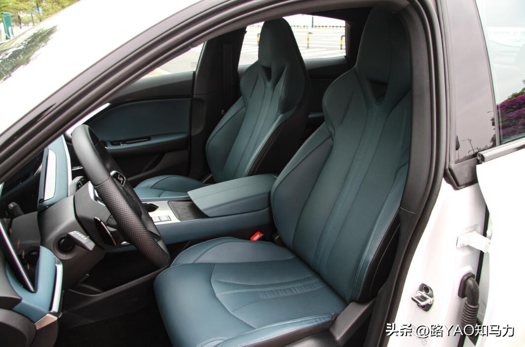 被颜值掩盖的真相?试驾MG71.5TDCT至美优雅版