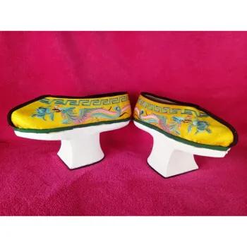 清朝花盆底鞋的演变,清朝花盆鞋谁发明的