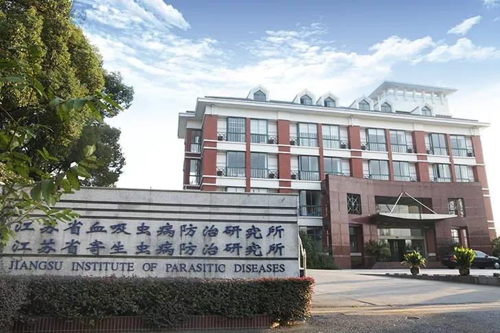 七律二首送瘟神背后故事,书写七律二首送瘟神