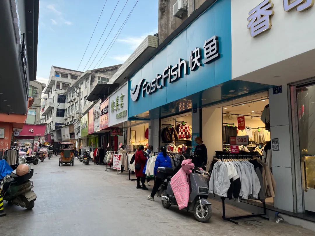 蜜雪冰城赚钱是真的吗,开个蜜雪冰城店到底能不能赚钱