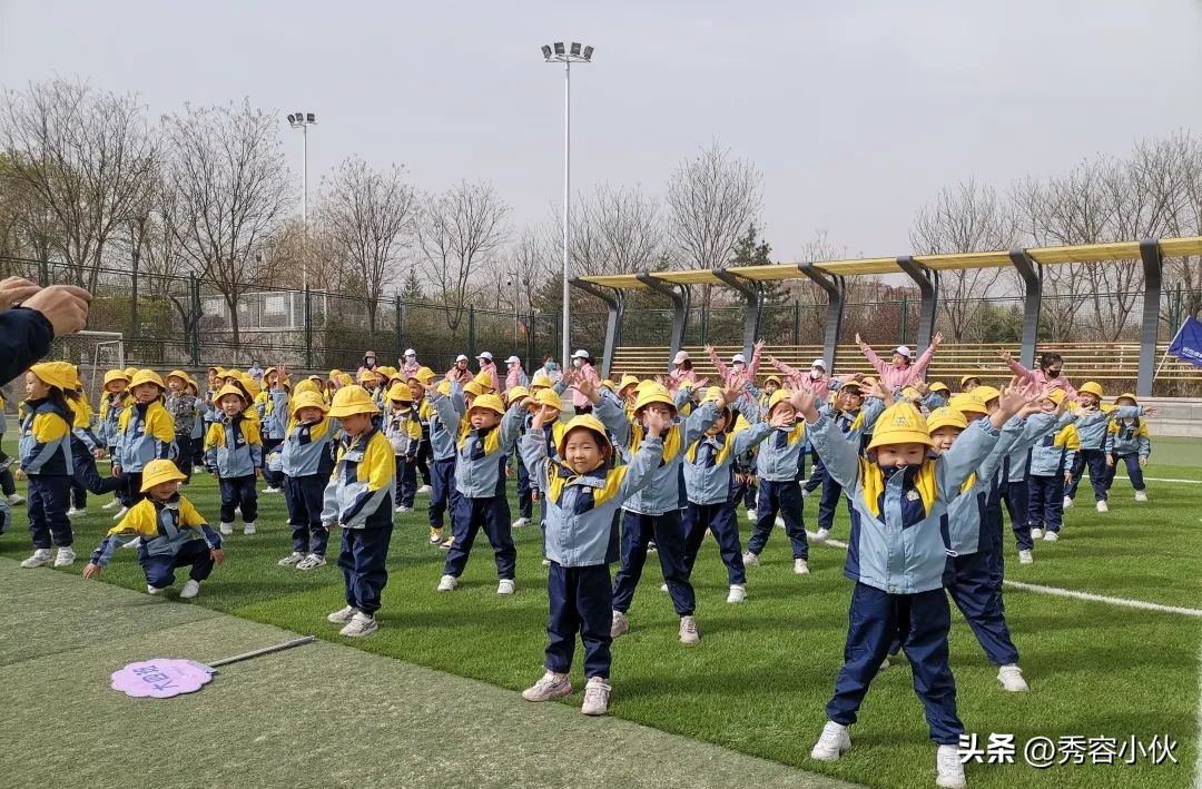 特色幼儿园嘉年华足球联赛,幼儿园足球嘉年华精彩瞬间