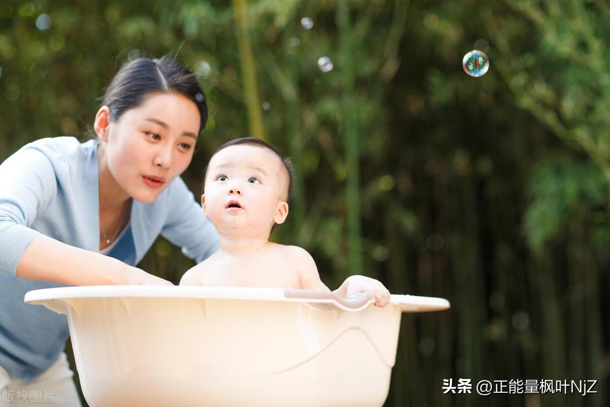 一天洗一次澡和一周洗一次区别,天天洗澡和一周洗一次澡谁更健康