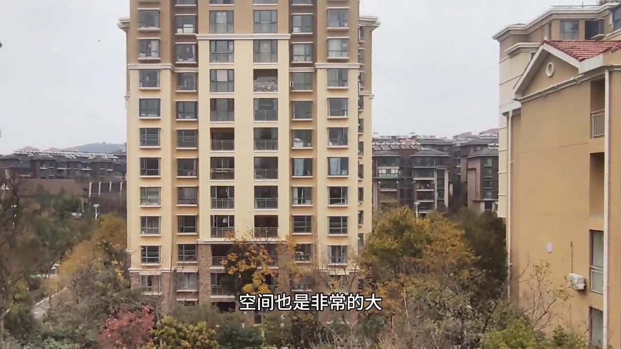 对房子有兴趣先过来看,对房子格局感兴趣