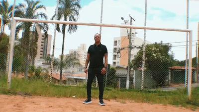 那个在天津拿过最佳射手的巴西9号退役了