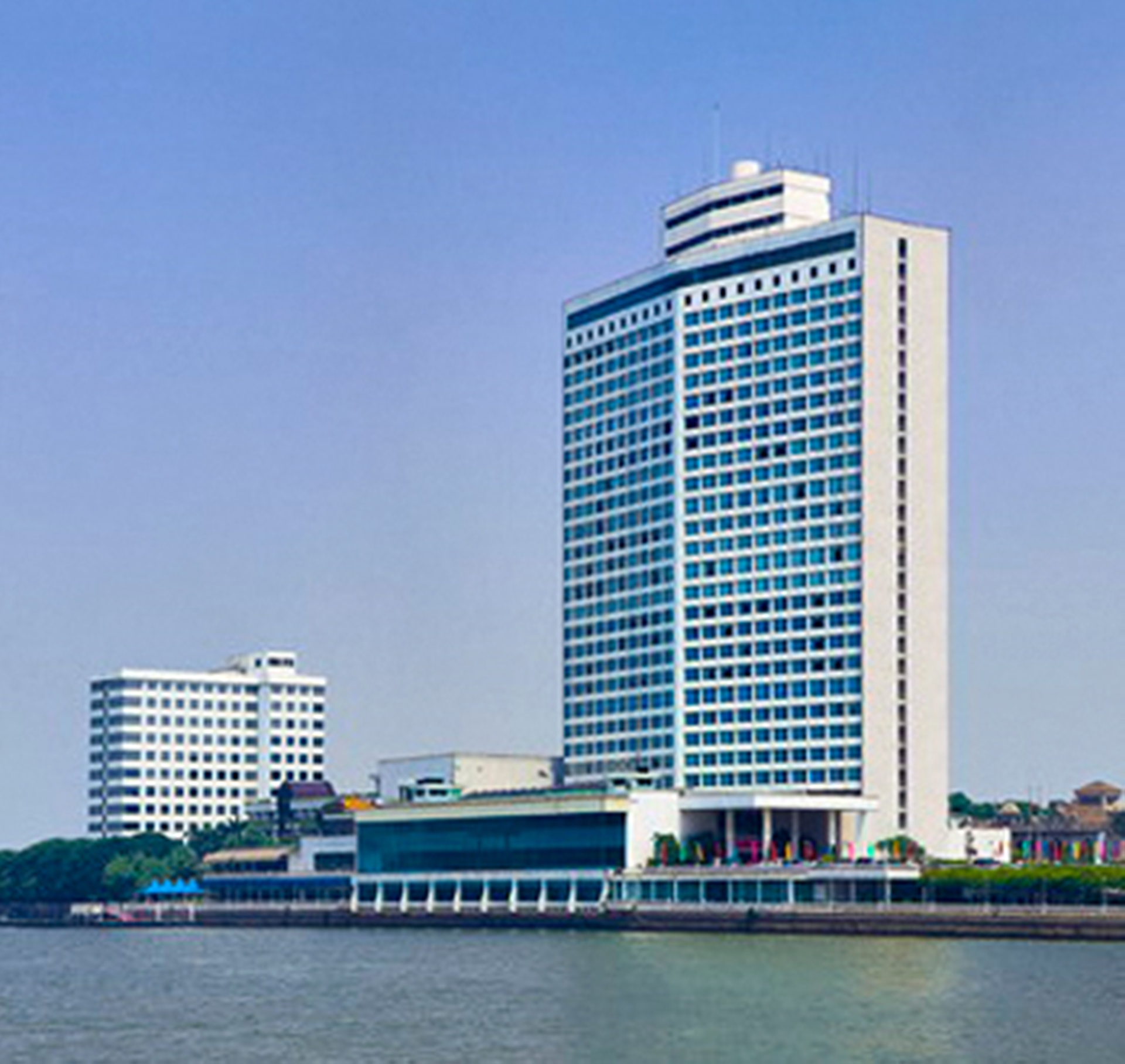 长津湖战役中霍英东到底做了什么？死后竟然可以享受国葬