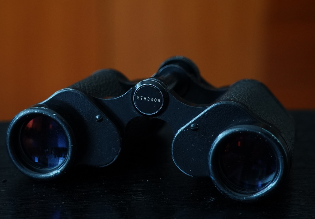 战争时期的老式军用望远镜,战争年代的18倍望远镜