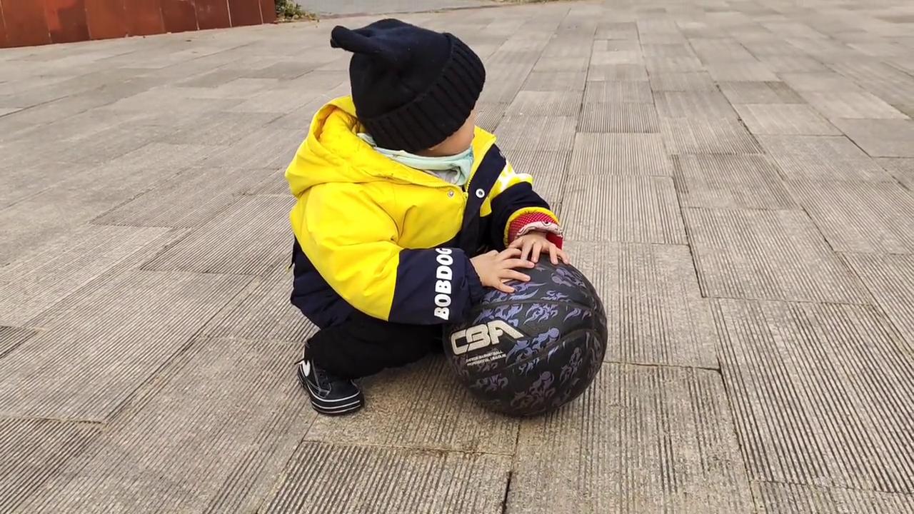 一岁半的孩子不舒服是怎么了,一岁半肠胃不舒服的症状