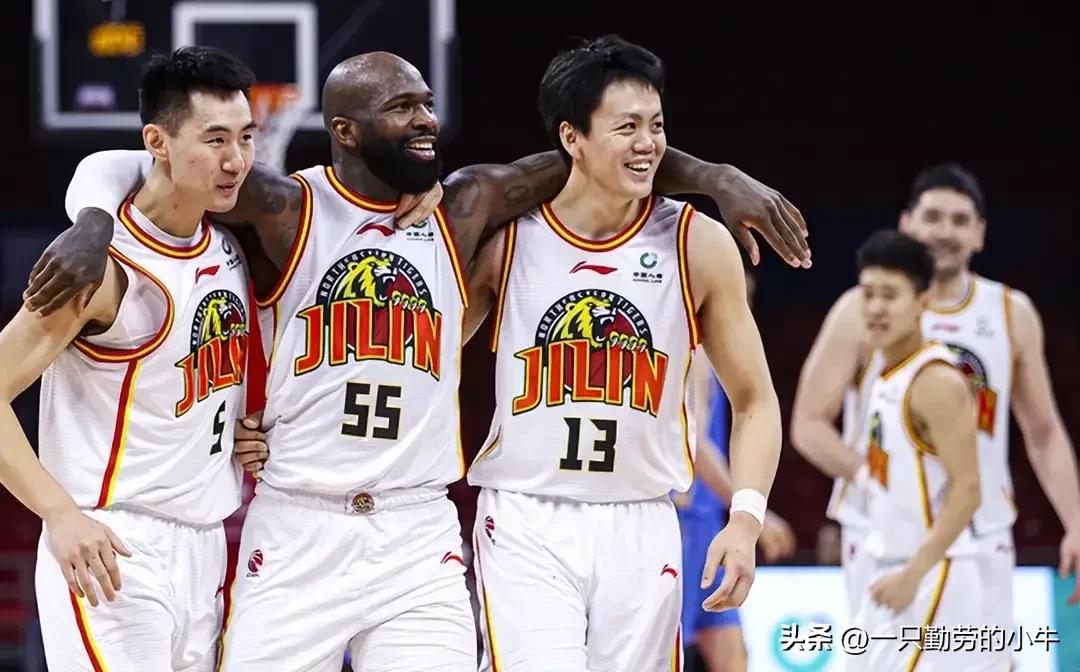 cba今日广州对青岛比赛分析,cba今日的赛程广东对深圳