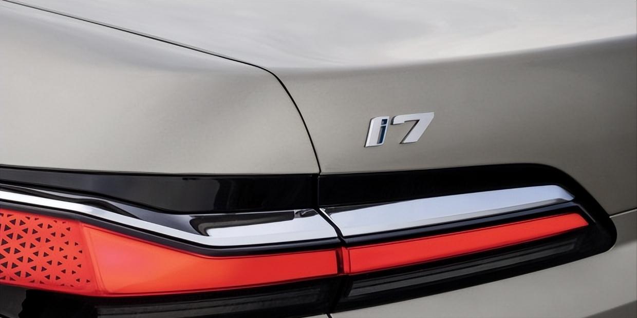 宝马改标设计,宝马后标个性化