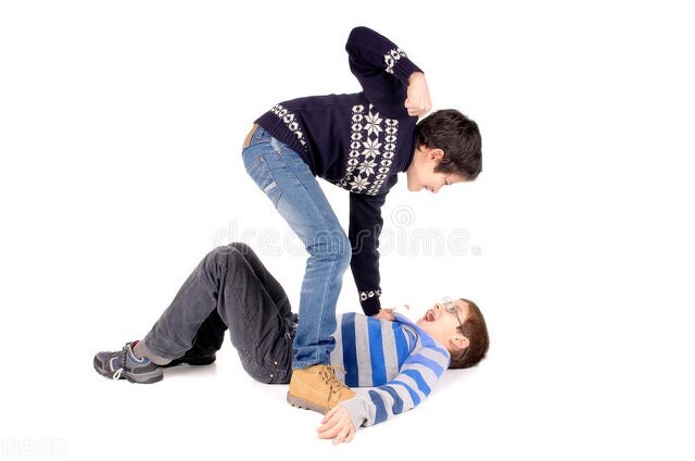 孩子被同学打了咋办,孩子被同学打了最好的解决办法