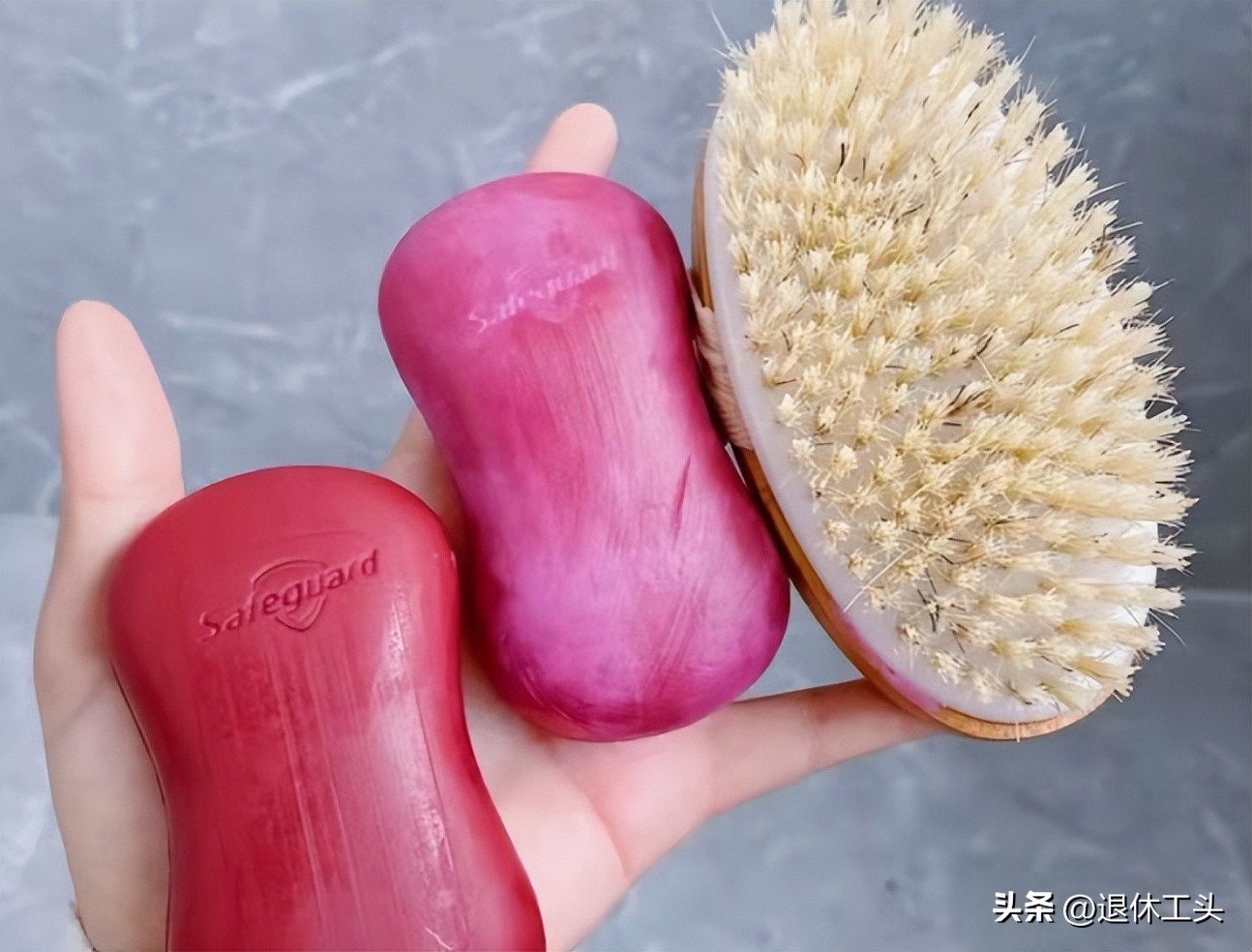 舒肤佳香水好闻吗廉价吗,舒肤佳香水哪一款比较好闻