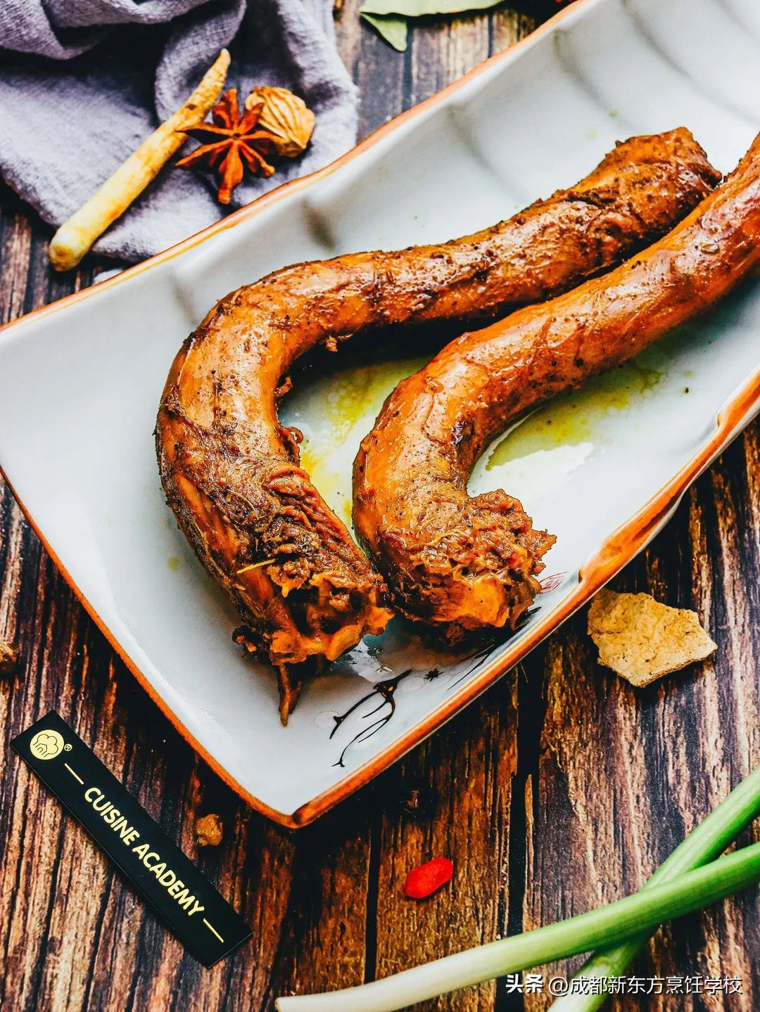 餐饮创业做什么比较容易成功呢,什么样的人做餐饮创业难度大