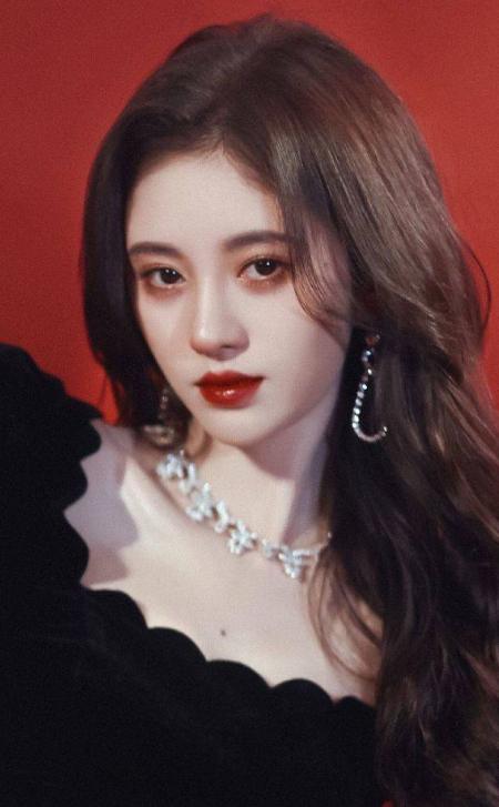 伪导师“翻车记”:没有代表作,却能当评委指手画脚,不尴尬吗?