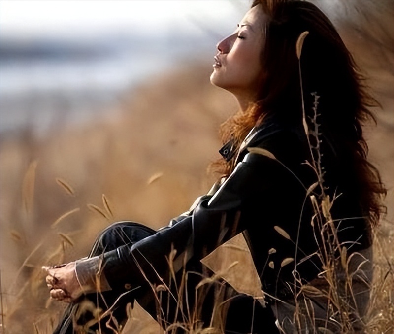 女人薄情会有这几种表现,薄情的女人有哪些表现