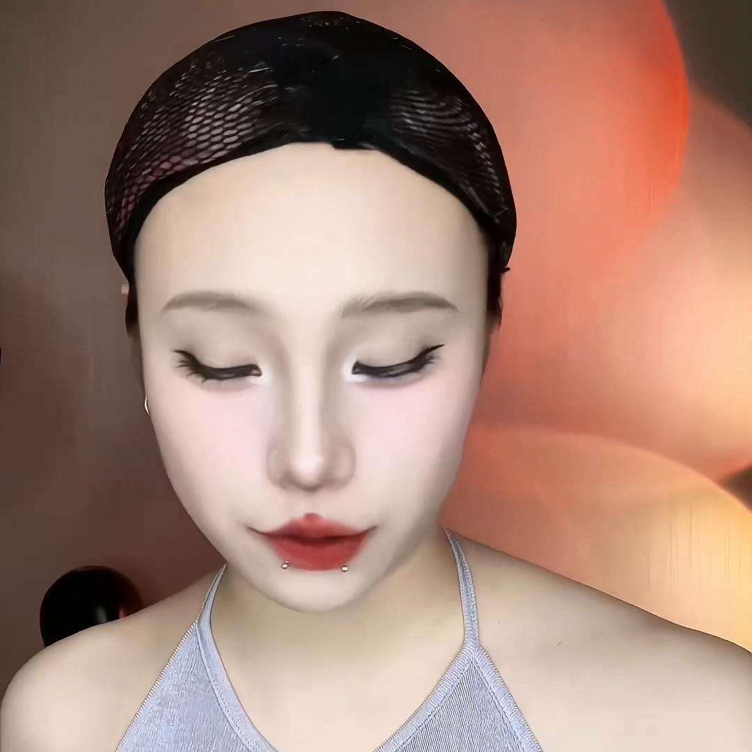 简单8步教你怎样戴假发显自然,假发怎么戴自然视频教程