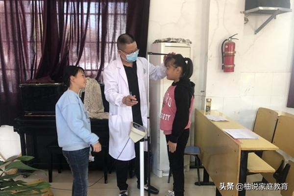 孩子上初中了就是不长个怎么办,孩子不长高的征兆是什么样子