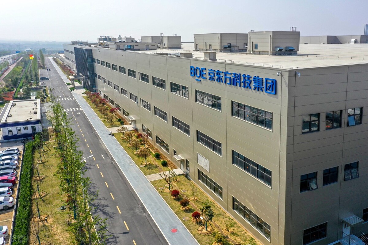 京东方起诉三星侵权，这场OLED制造商专利战，谁能笑到最后？