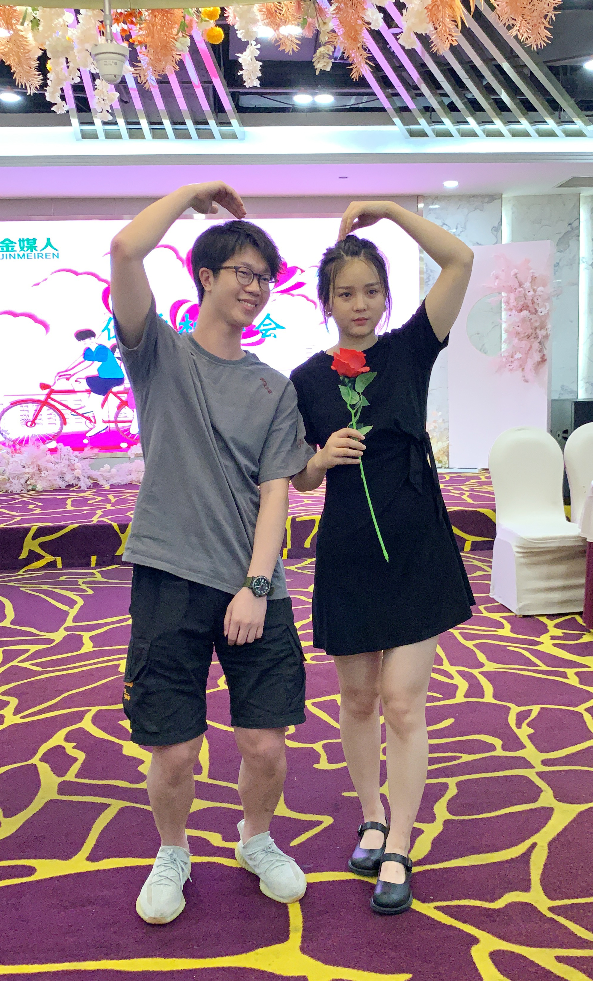 单身女性相亲交友,单身女人交友要慎重