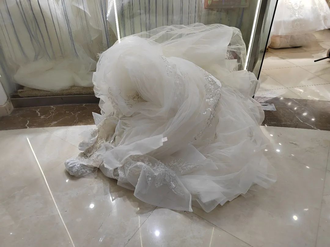 几月份去虎丘买婚纱便宜,在苏州买婚纱大概多少钱