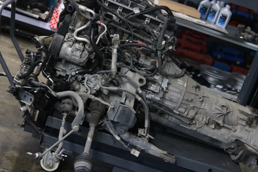 经典老车宝马x5翻新,宝马x5二手车整备翻新费用