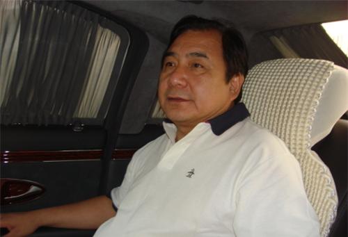 第一个买法拉利的人李晓华,李晓华第一辆法拉利价格