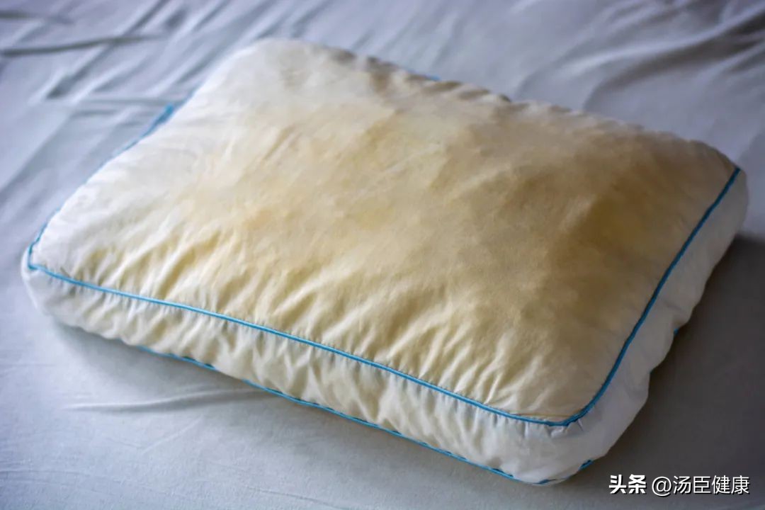 昨天洗的头今天就臭了怎么办,昨天洗了头今天就很油