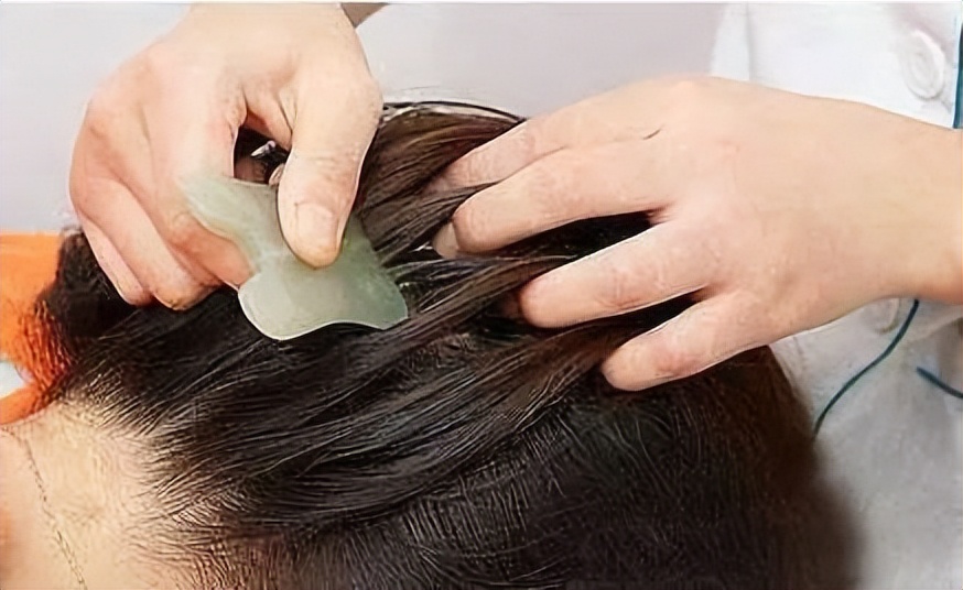 头皮长疙瘩和脓包的常见原因,头皮总是长疙瘩或脓包是什么原因