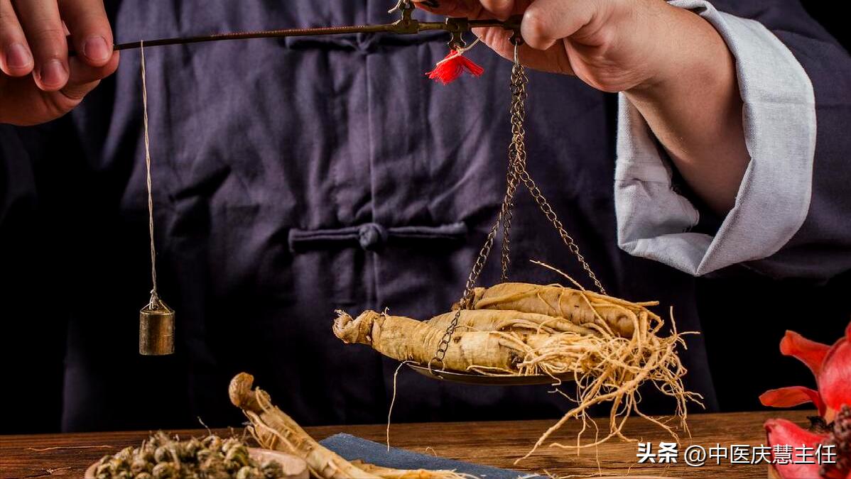 白带多,腹痛!慢性盆腔炎在作祟,中医对症用药,不再痛苦
