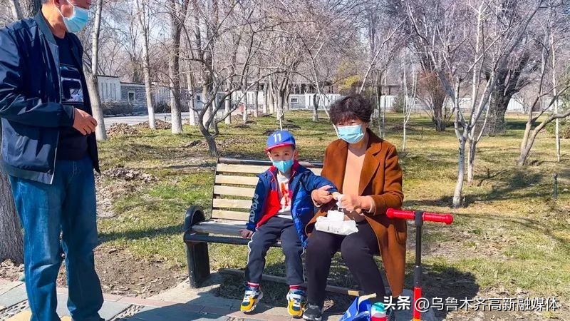 【共有一座城共爱一个家】在乌鲁木齐市植物园里踏青赏花寻春色