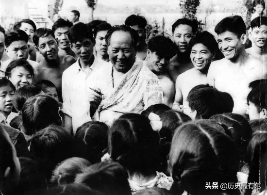 毛*东泽**思想在海外有多受欢迎?他们不仅研究学习,而且还贯彻落实