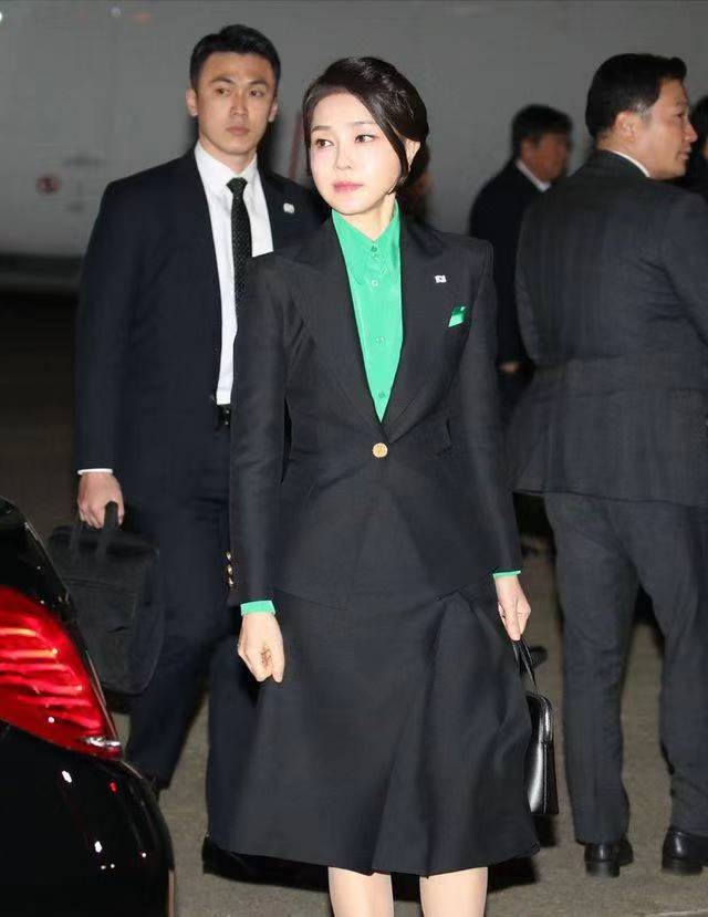 韩国夫人服饰穿搭,韩国夫人穿的休闲装