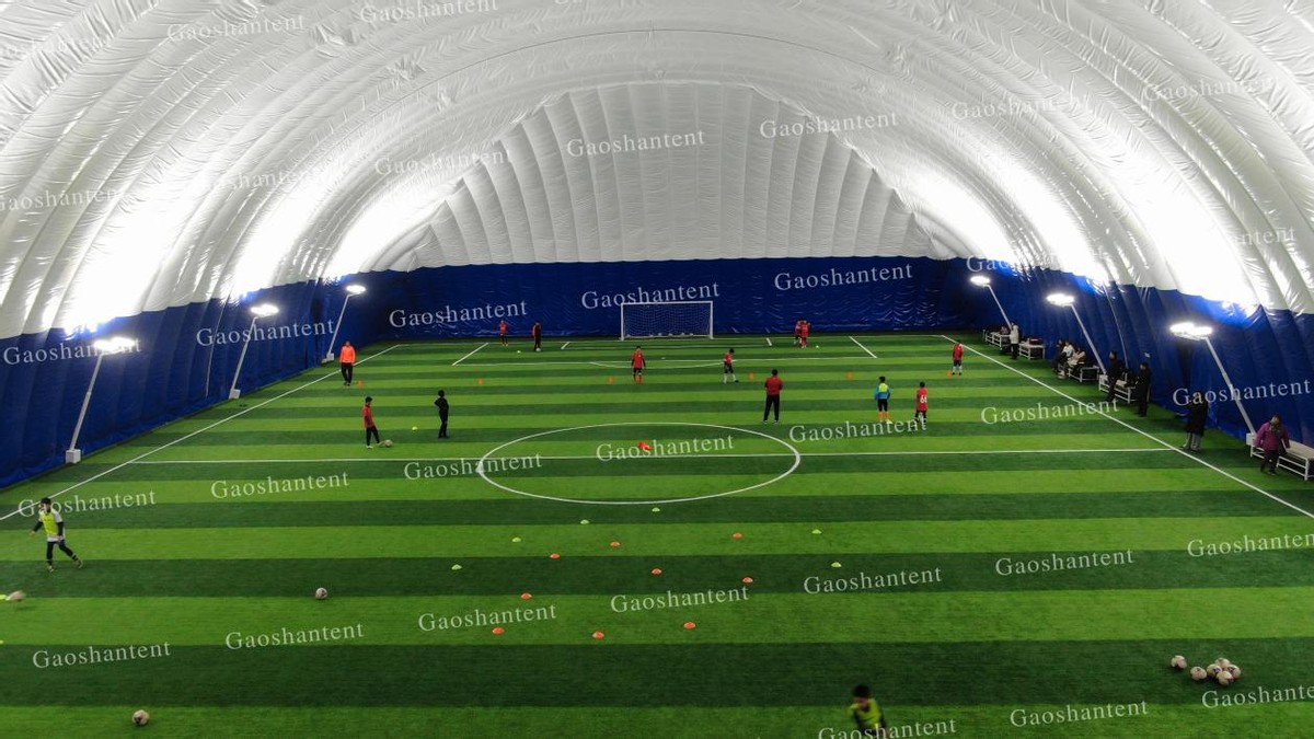 气膜体育馆的运营维护成本高吗,受欢迎的体育产品