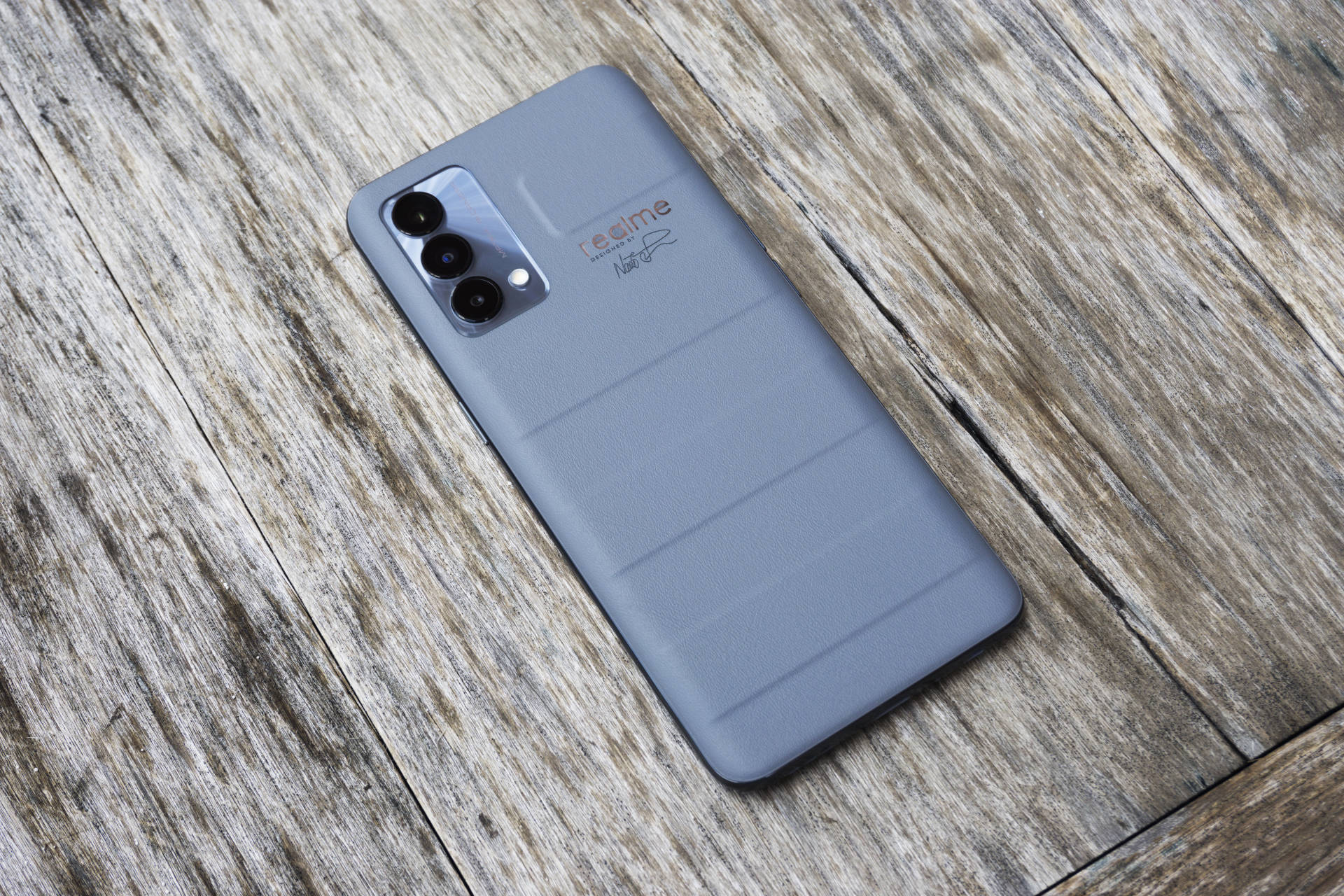 快充和像素兼备的千元机,8g+256g和65w快充手机1700元