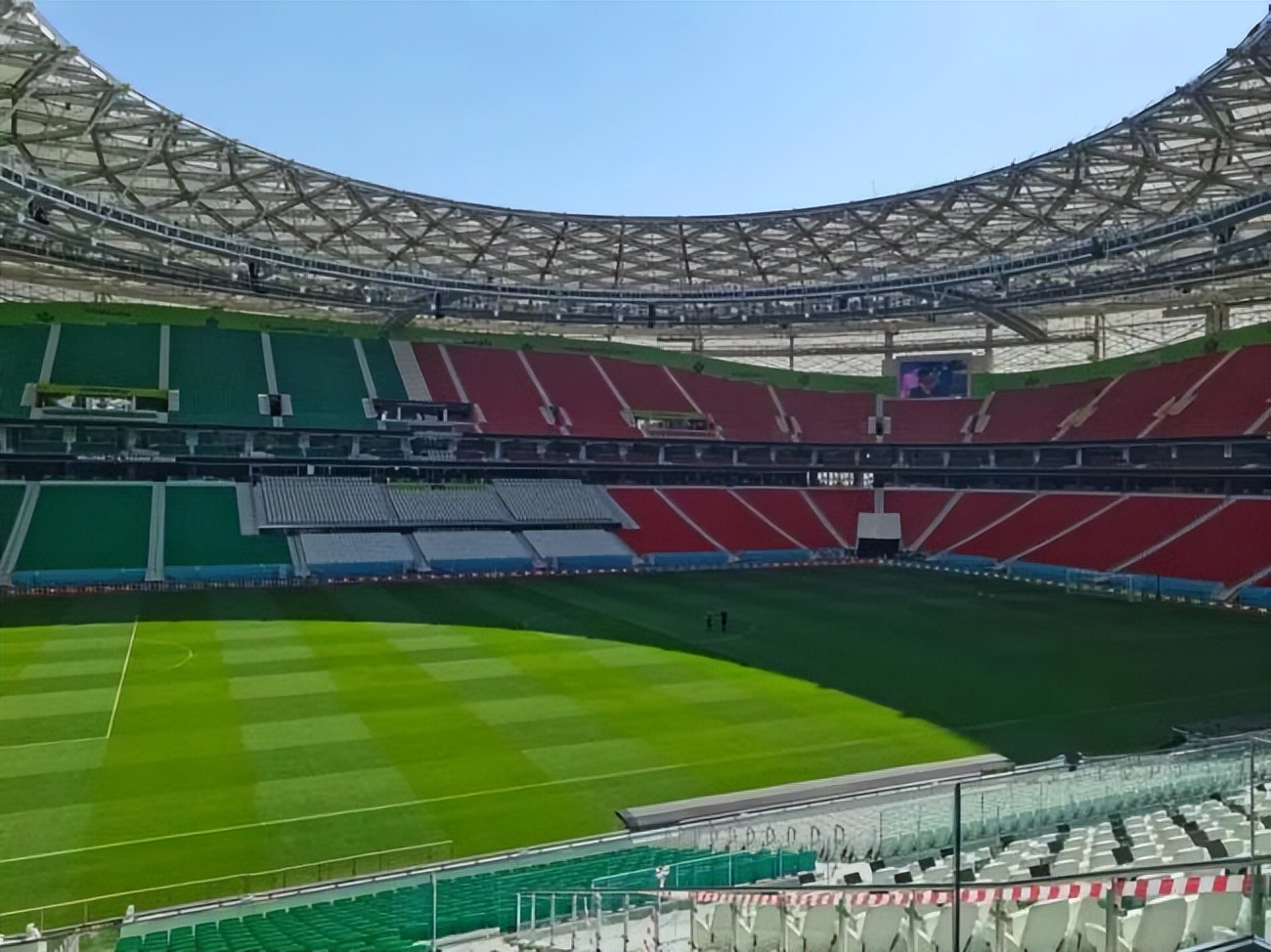 卡塔尔世界杯创造历史,卡塔尔世界杯球场显示屏