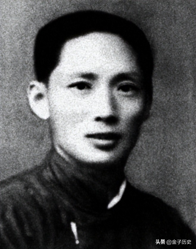 谁来当新四军参谋长？叶挺和项英提名4人，主席却选了另外一人