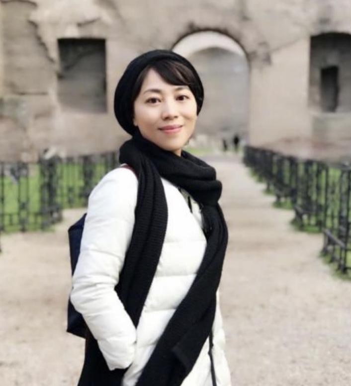 央视劳春燕履历,央视劳春燕和老公