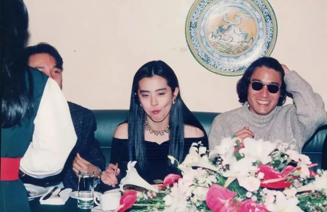 梁家辉亚洲第一美,梁家辉片场秀八块腹肌