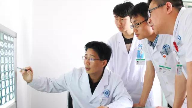 得了肺脓肿怎么办,肺脓肿怎么才能算彻底治愈