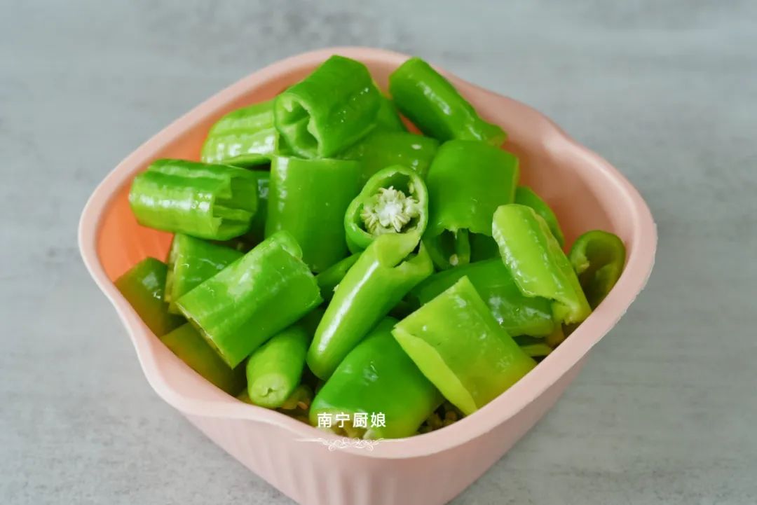 大青椒肉丝怎么炒才好吃又简单,青椒肉丝怎么炒好吃又简单家常