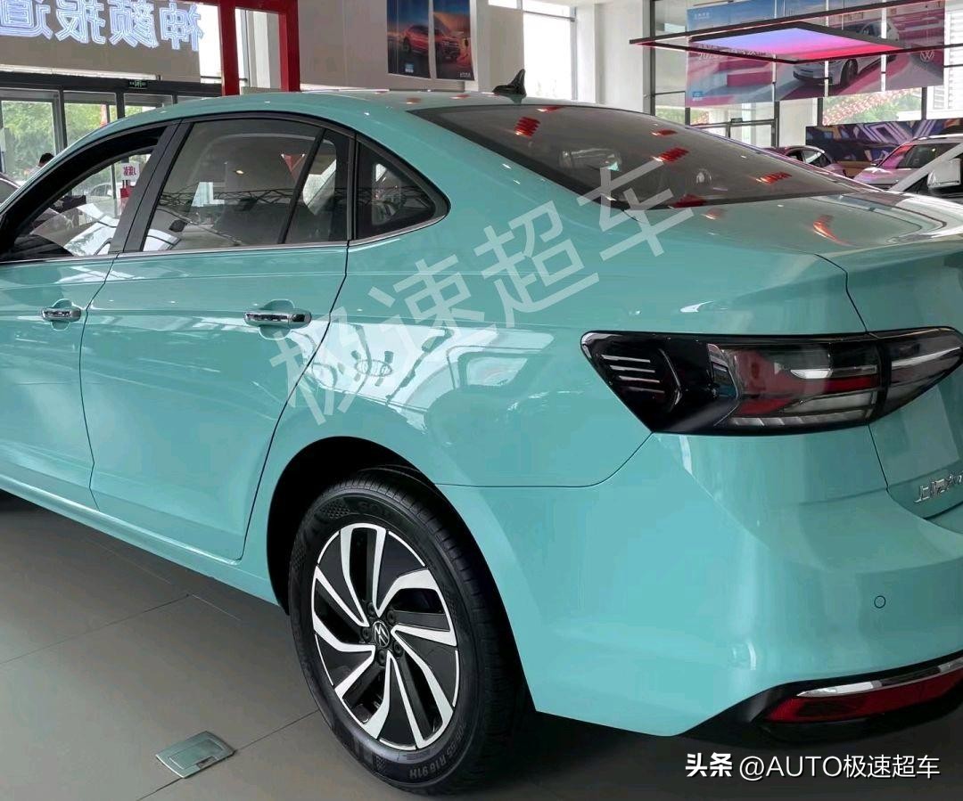 上汽大众朗逸XR正式亮相,大众朗逸xr正式亮相