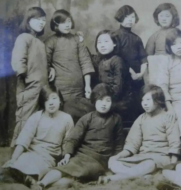 民国时期为什么会有天乳运动,民国时期的天乳运动是怎么回事