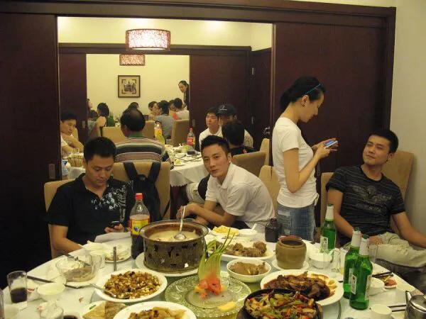 上大学认识新朋友,上大学时认识了一个学妹