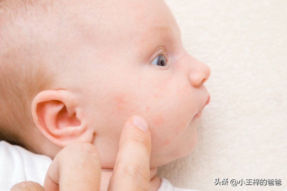 家长该如何选择一款适合宝宝的奶粉呢，看过来就不难