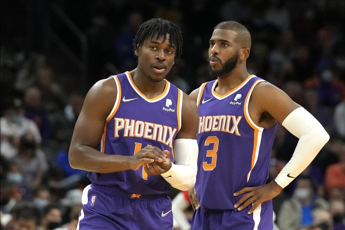 硬汉！保罗手腕缠胶带打全明星，常规赛报销，大阳难保西部第一